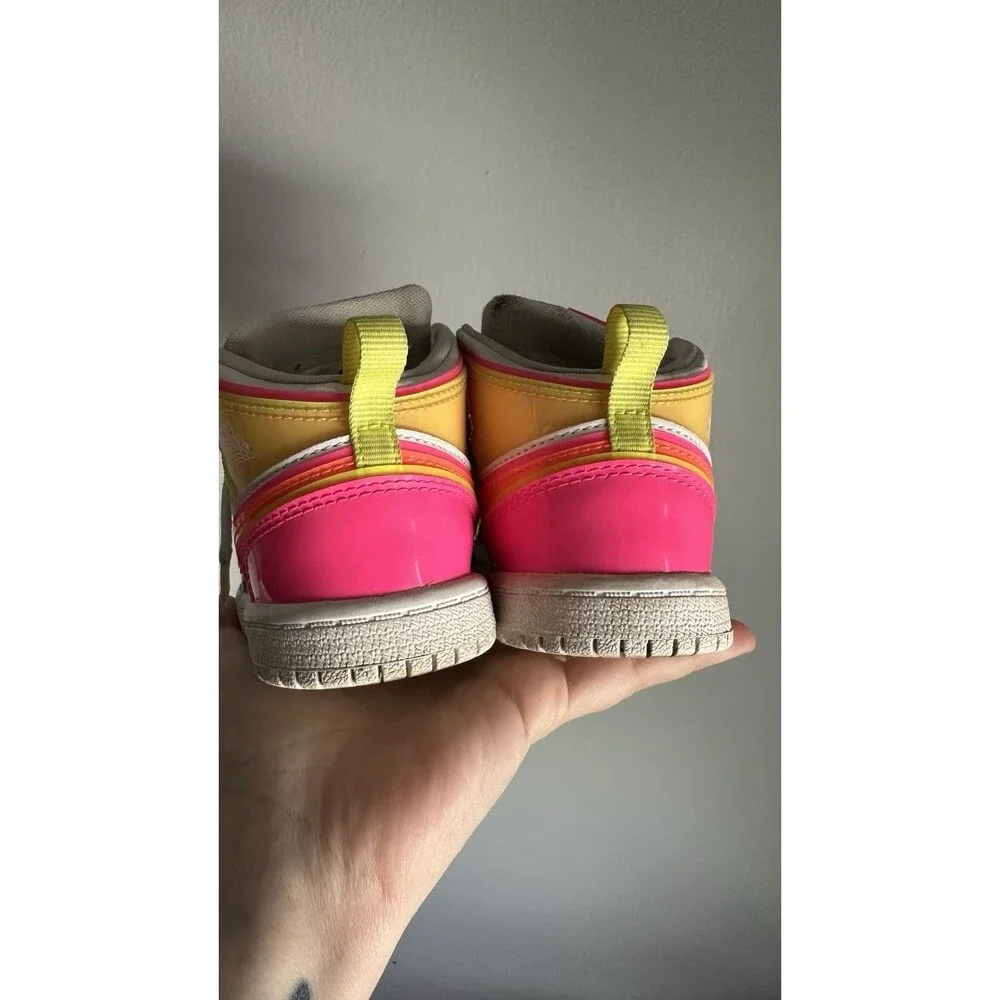 toddler jordans size 8c Neon